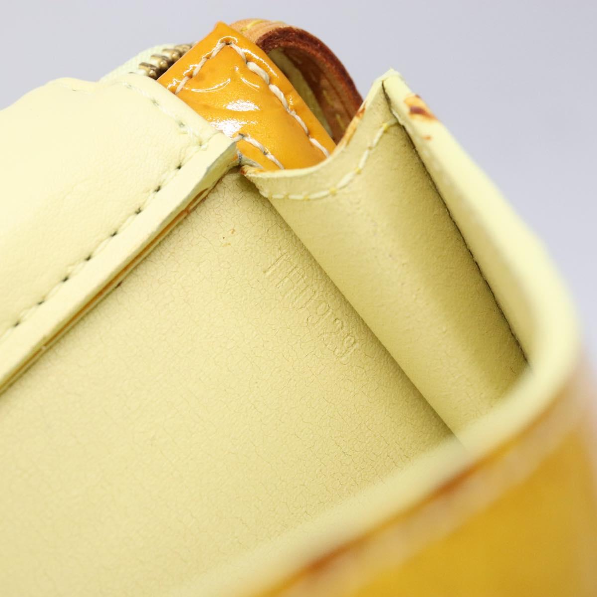 LOUIS VUITTON Monogram Vernis Motto Pouch Lime Yellow M91059 LV Auth 140221