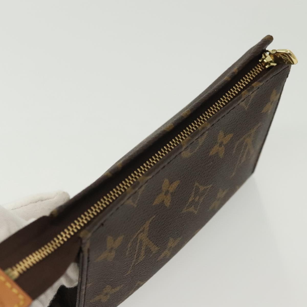 LOUIS VUITTON Monogram Poche Toilette 15 Pouch M47546 LV Auth 140371