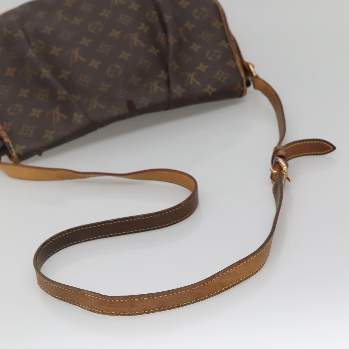LOUIS VUITTON Monogram Menilmontant MM Shoulder Bag M40473 LV Auth 140440