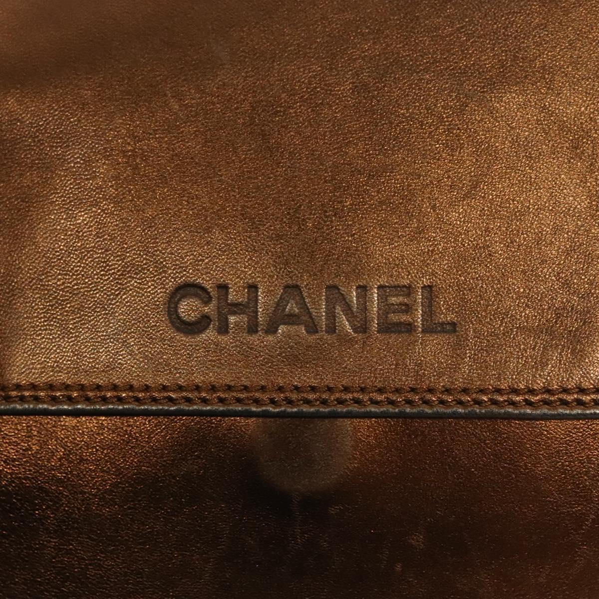 CHANEL Shoulder Bag Leather Gold CC Auth 140488