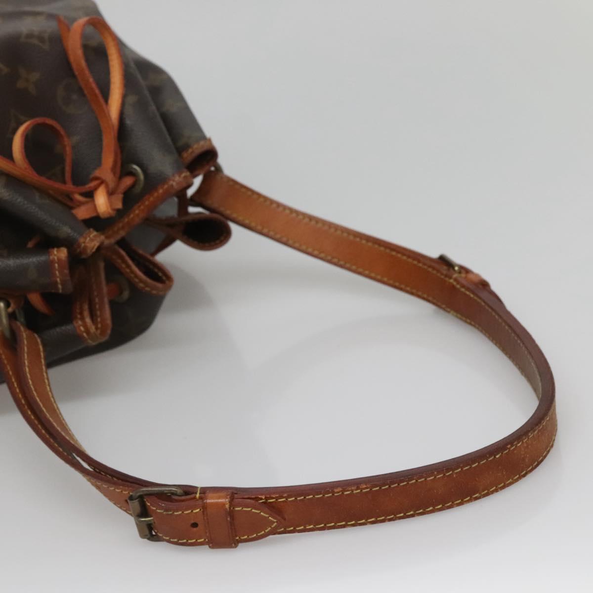LOUIS VUITTON Monogram Petit Noe Shoulder Bag M42226 LV Auth 140701
