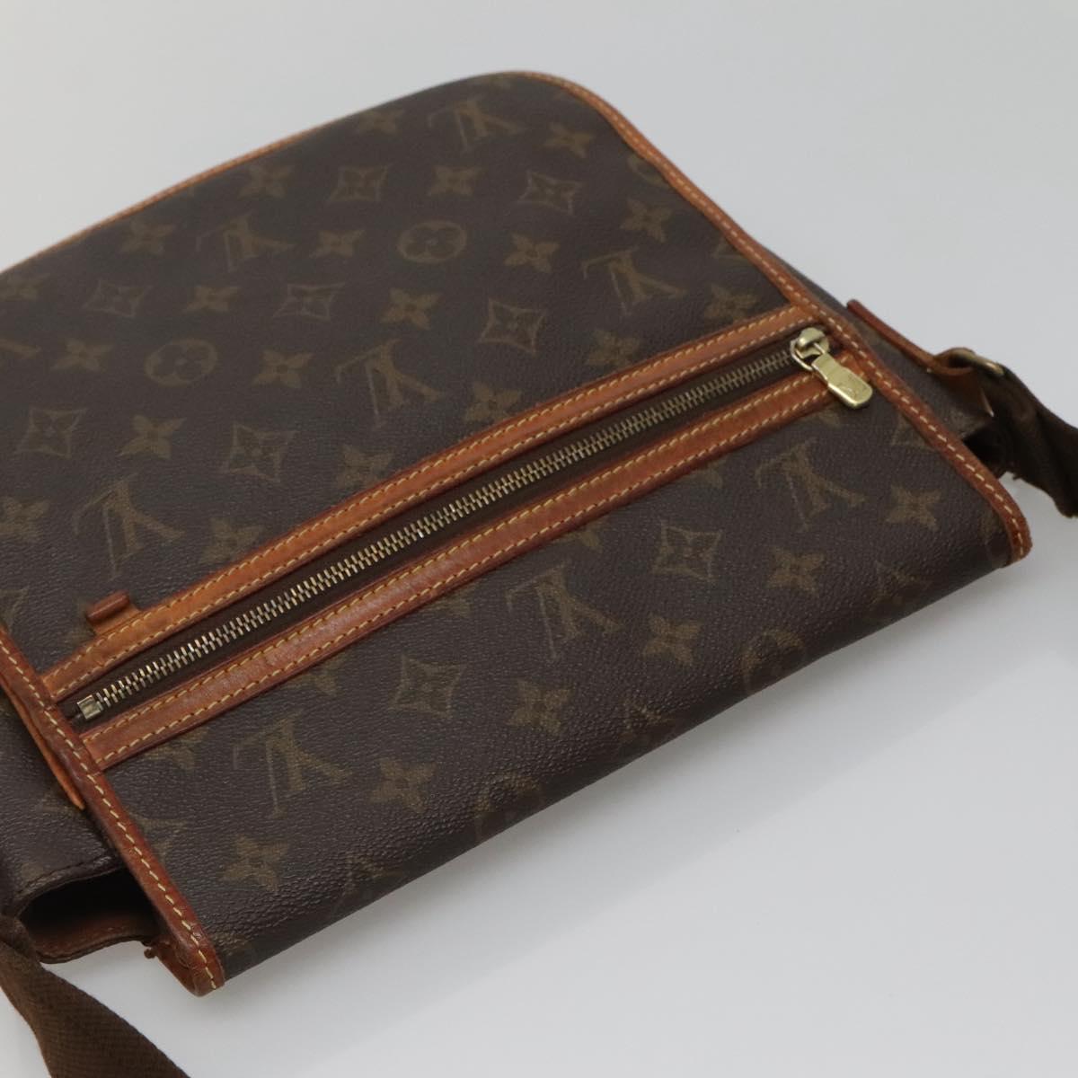 LOUIS VUITTON Monogram Messenger Bosphore PM Shoulder Bag M40106 LV Auth 140770