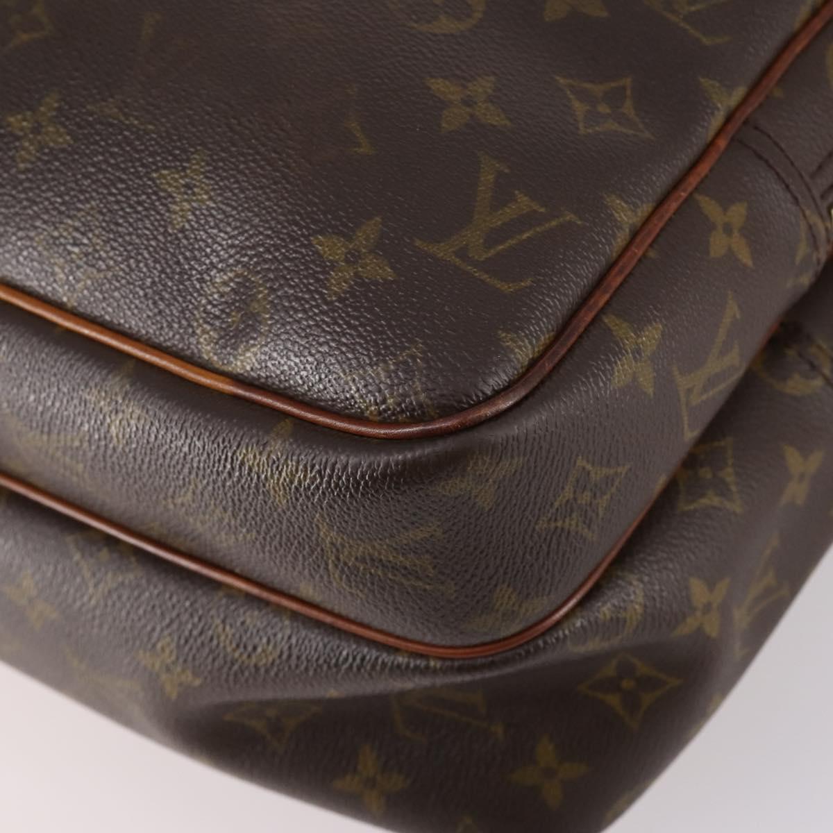 LOUIS VUITTON Monogram Reporter GM Shoulder Bag M45252 LV Auth 140930