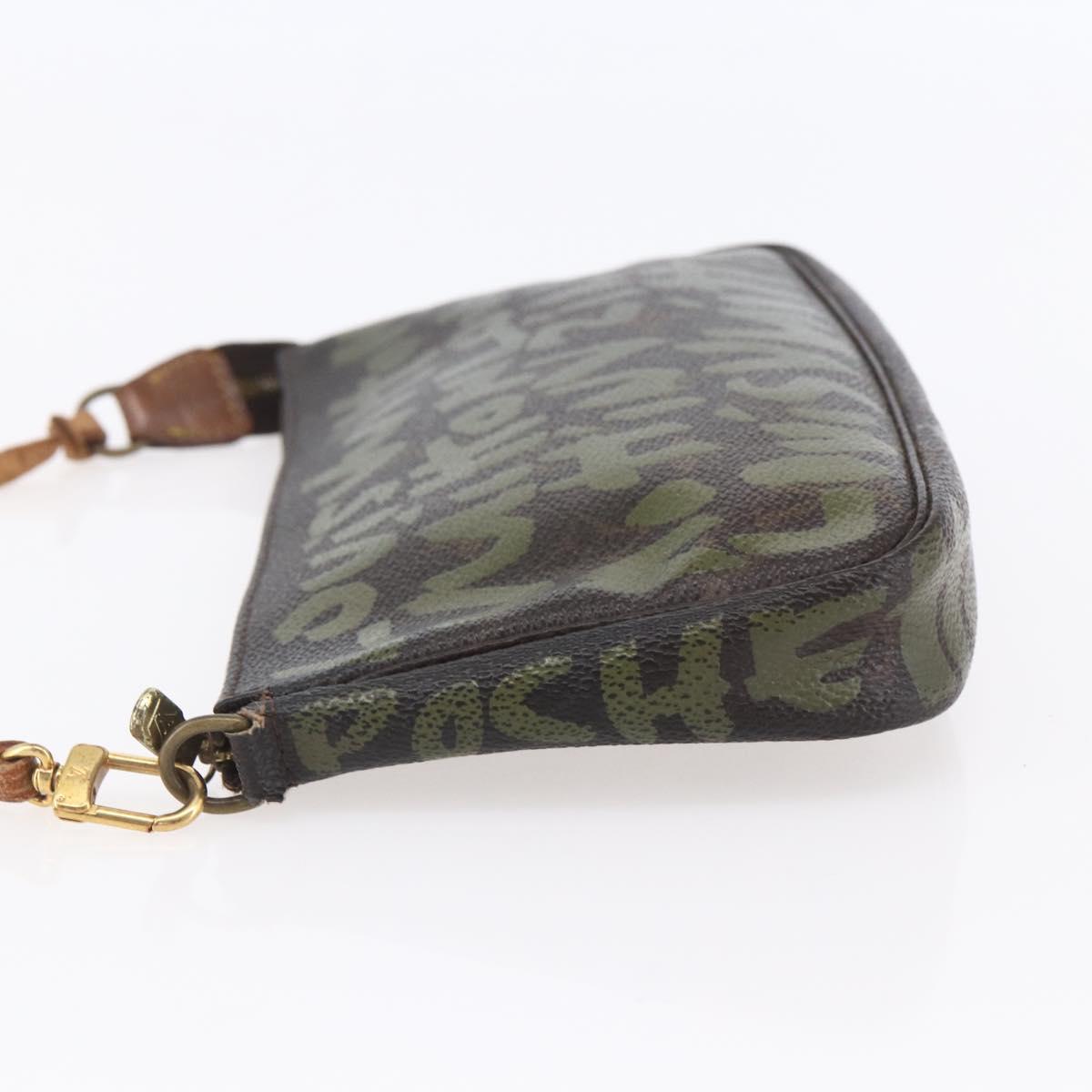 LOUIS VUITTON Graffiti Pochette Accessoires Pouch Khaki M92191 LV Auth 141215