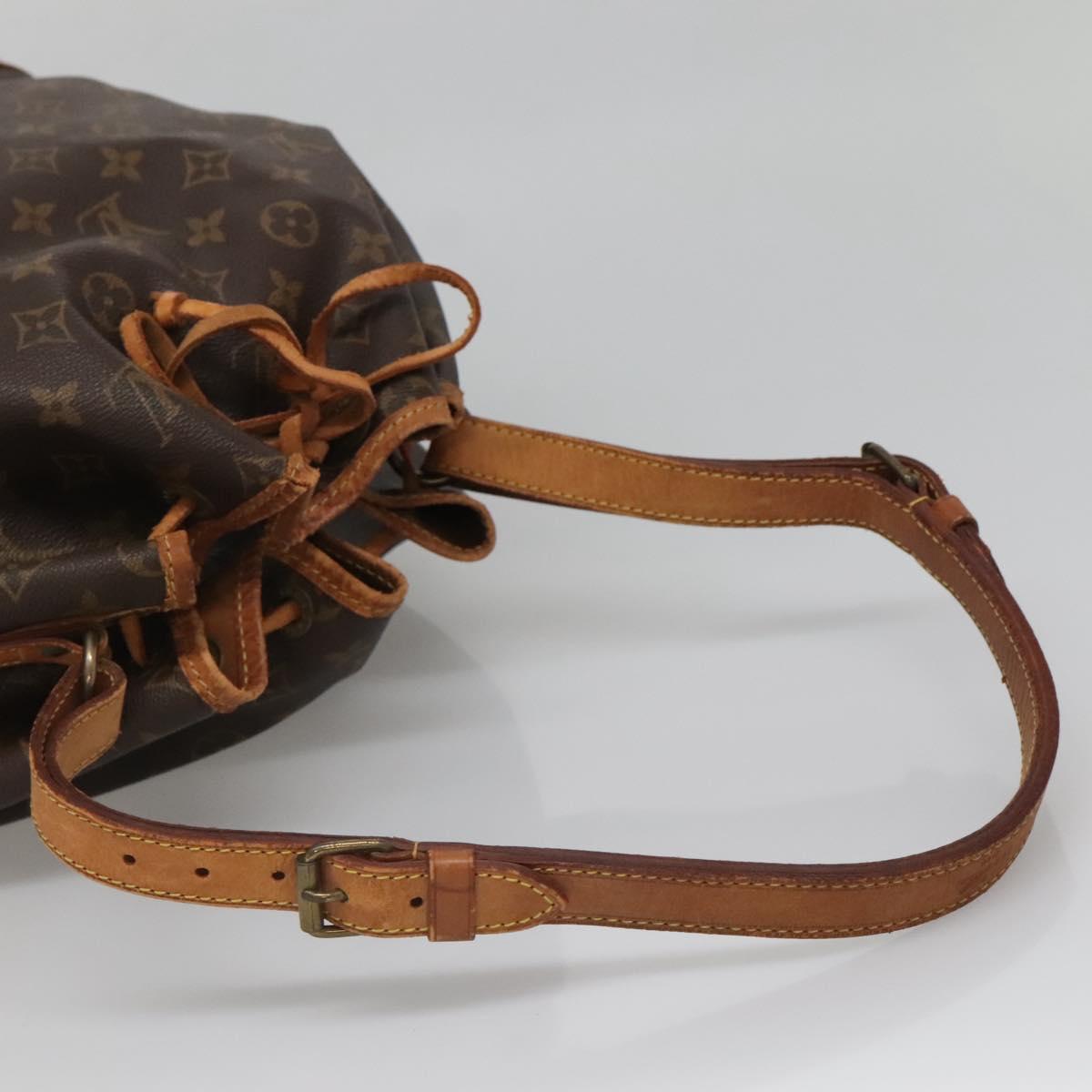 LOUIS VUITTON Monogram Noe Shoulder Bag M42224 LV Auth 141364