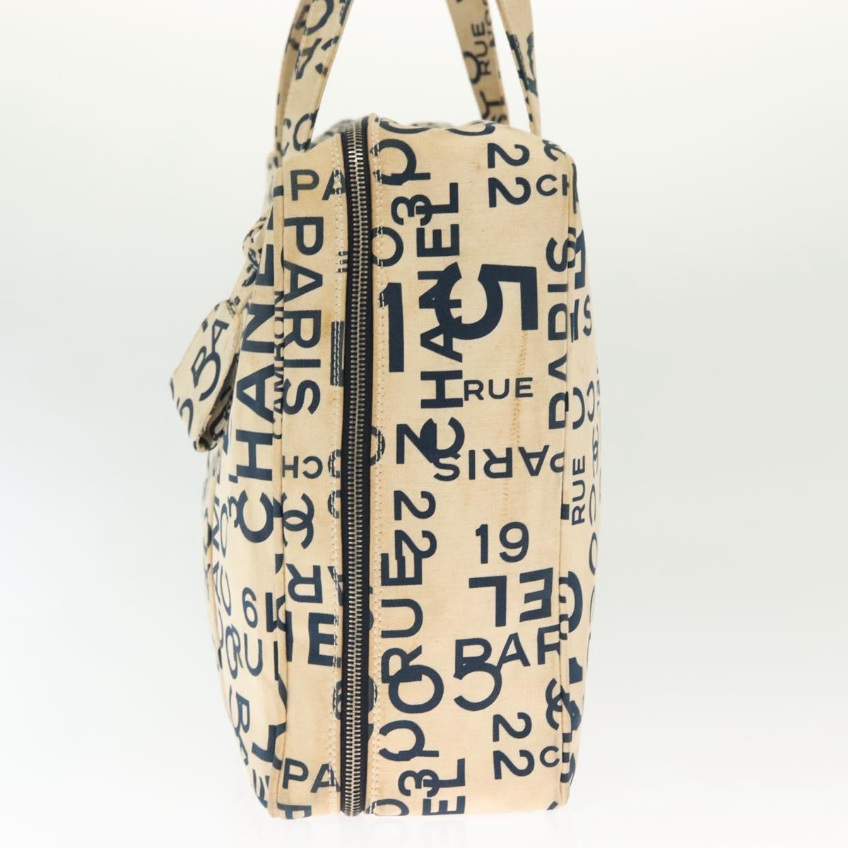 CHANEL Bysy line Tote Bag Canvas White CC Auth 141391
