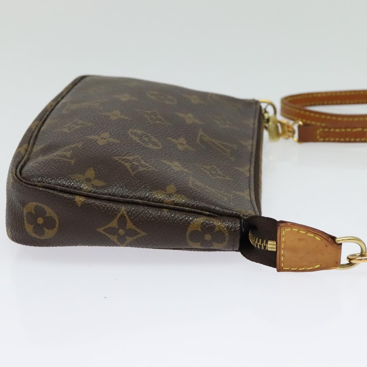 LOUIS VUITTON Monogram Pochette Accessoires Pouch M51980 LV Auth 141442