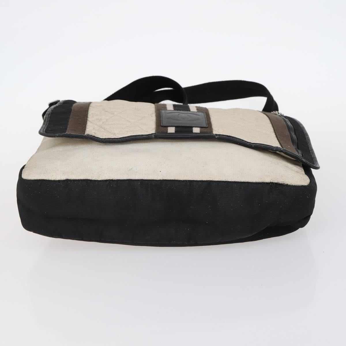 CHANEL Sports Matelasse Shoulder Bag Canvas White Silver CC Auth 142035