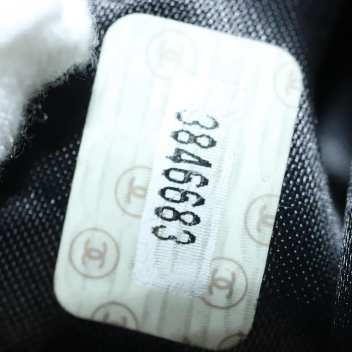 CHANEL Matelasse Waist Bag Caviar Skin Black Gold CC Auth 142308