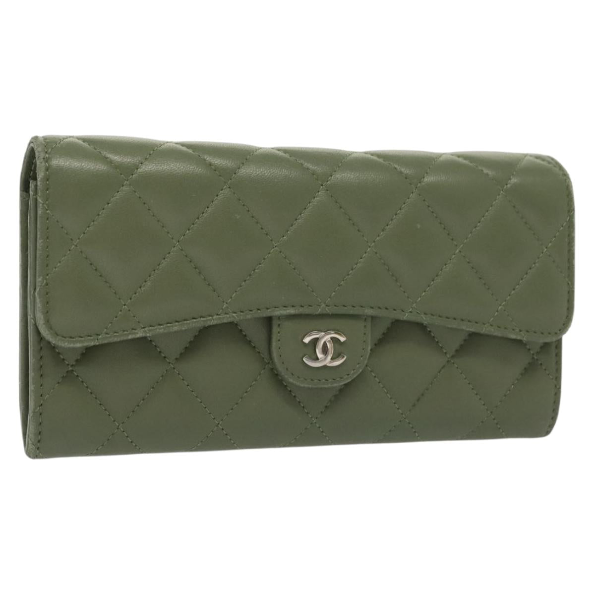 CHANEL Long Wallet Lamb Skin Green CC Auth 142370