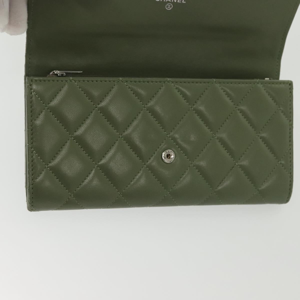 CHANEL Long Wallet Lamb Skin Green CC Auth 142370