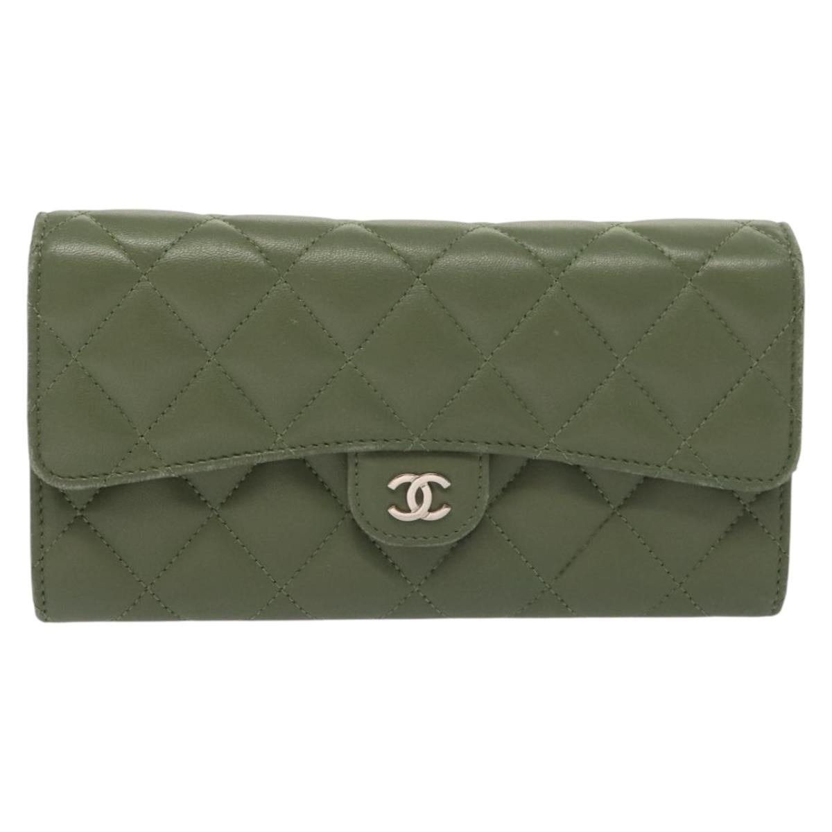 CHANEL Long Wallet Lamb Skin Green CC Auth 142370