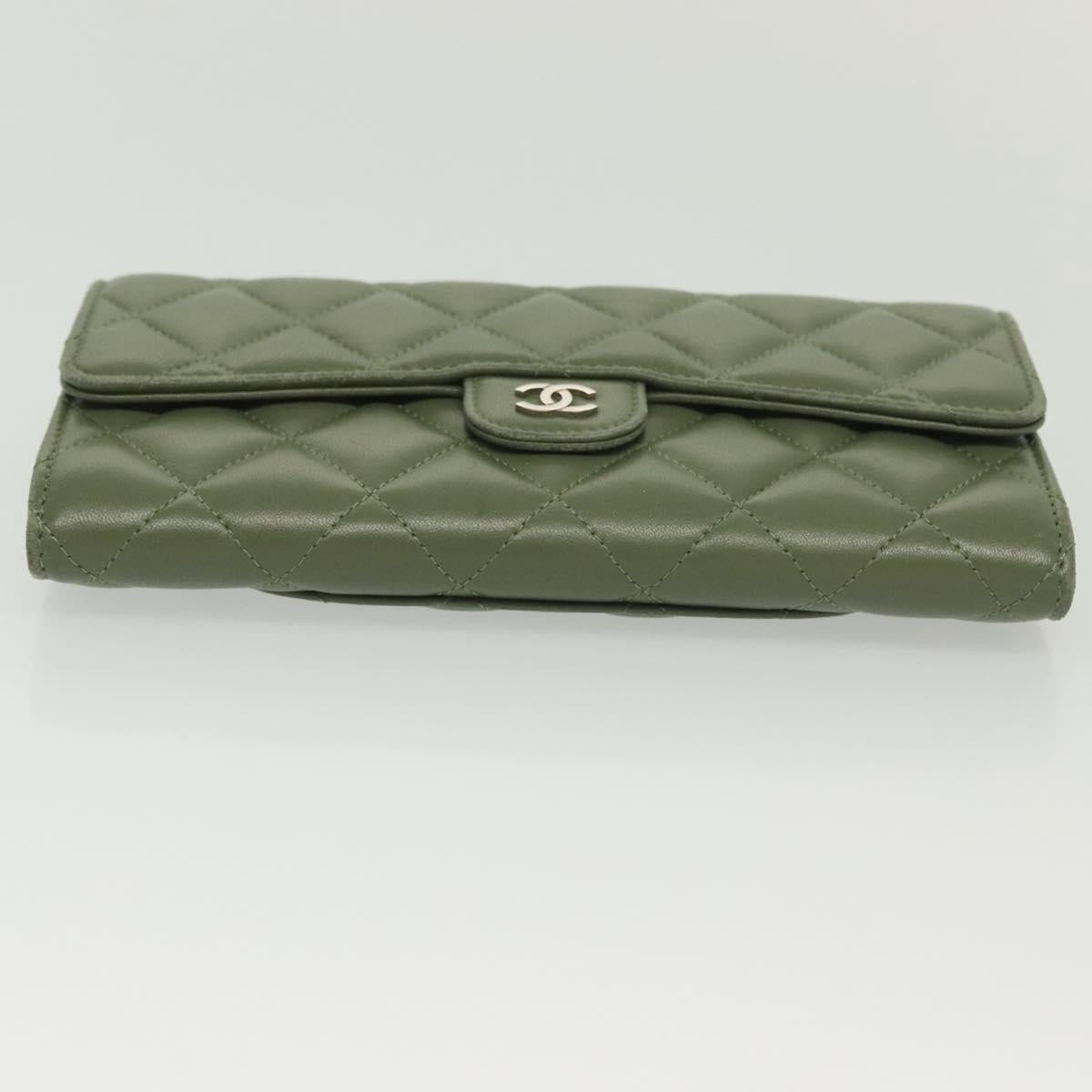 CHANEL Long Wallet Lamb Skin Green CC Auth 142370