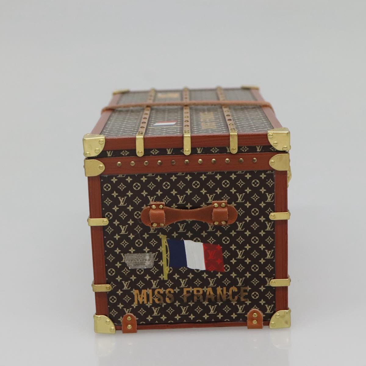 LOUIS VUITTON Miss France Paper Weight Brown M99408 LV Auth 142386