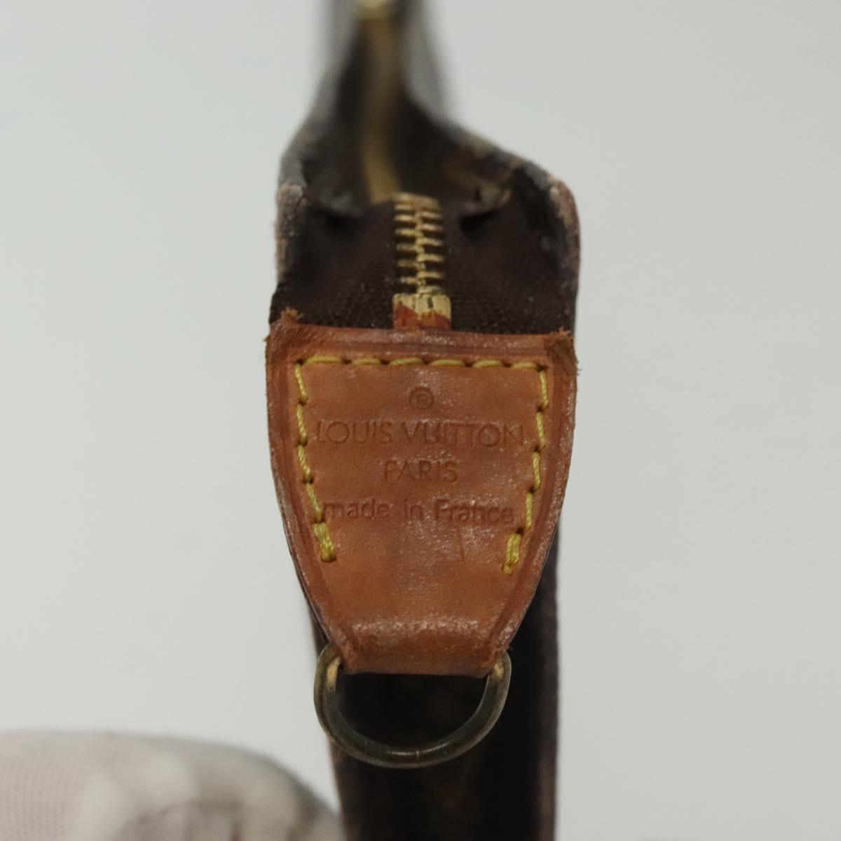 LOUIS VUITTON Monogram Bucket GM Accessory Pouch LV Auth 142422