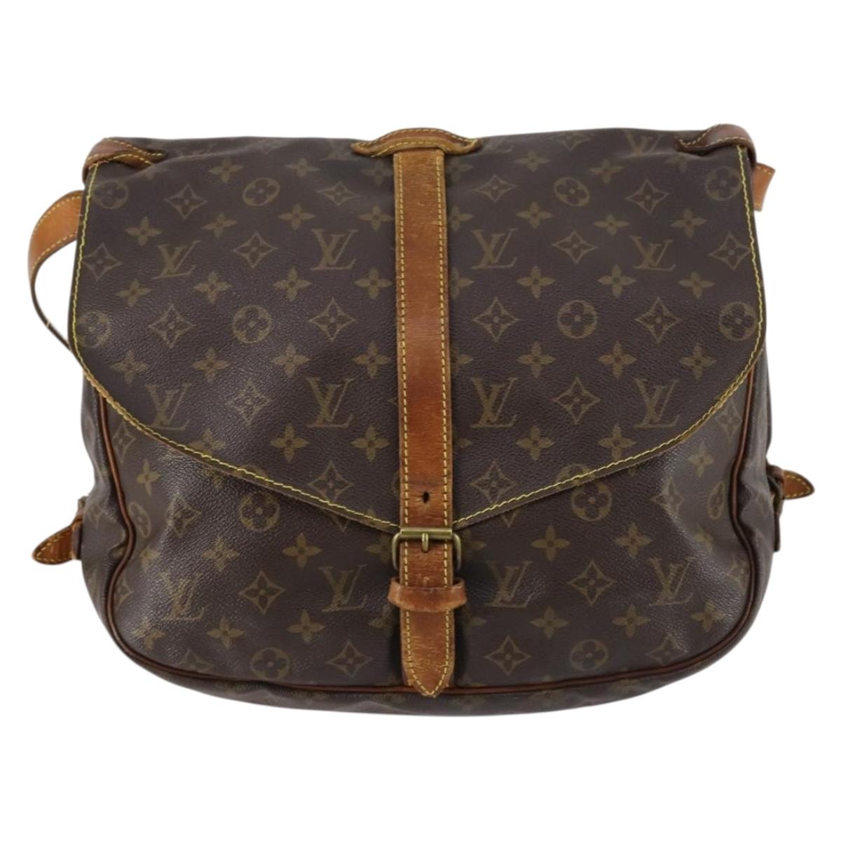 LOUIS VUITTON Monogram Saumur 35 Shoulder Bag M42254 LV Auth 142508