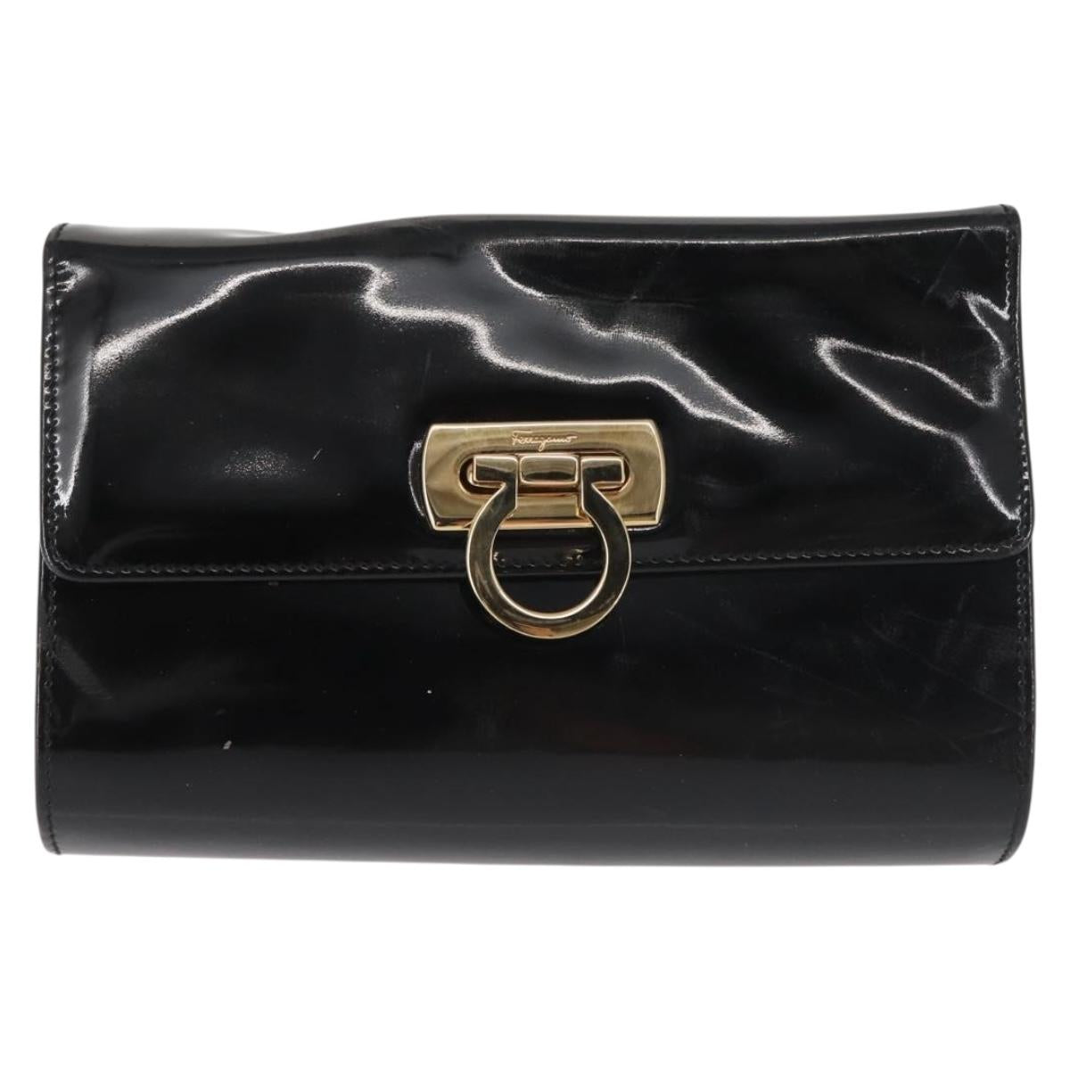 Salvatore Ferragamo Chain Gancini Shoulder Bag Enamel Black Gold Auth 142666