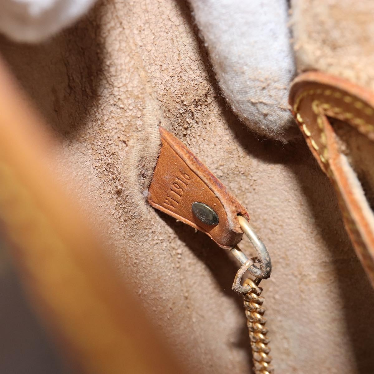 LOUIS VUITTON Monogram Bucket GM Shoulder Bag M42236 LV Auth 142746