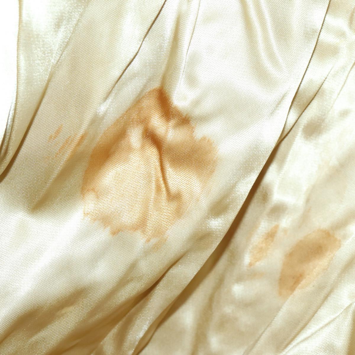 CHANEL Matelasse Tote Bag Canvas Red Gold CC Auth 142751