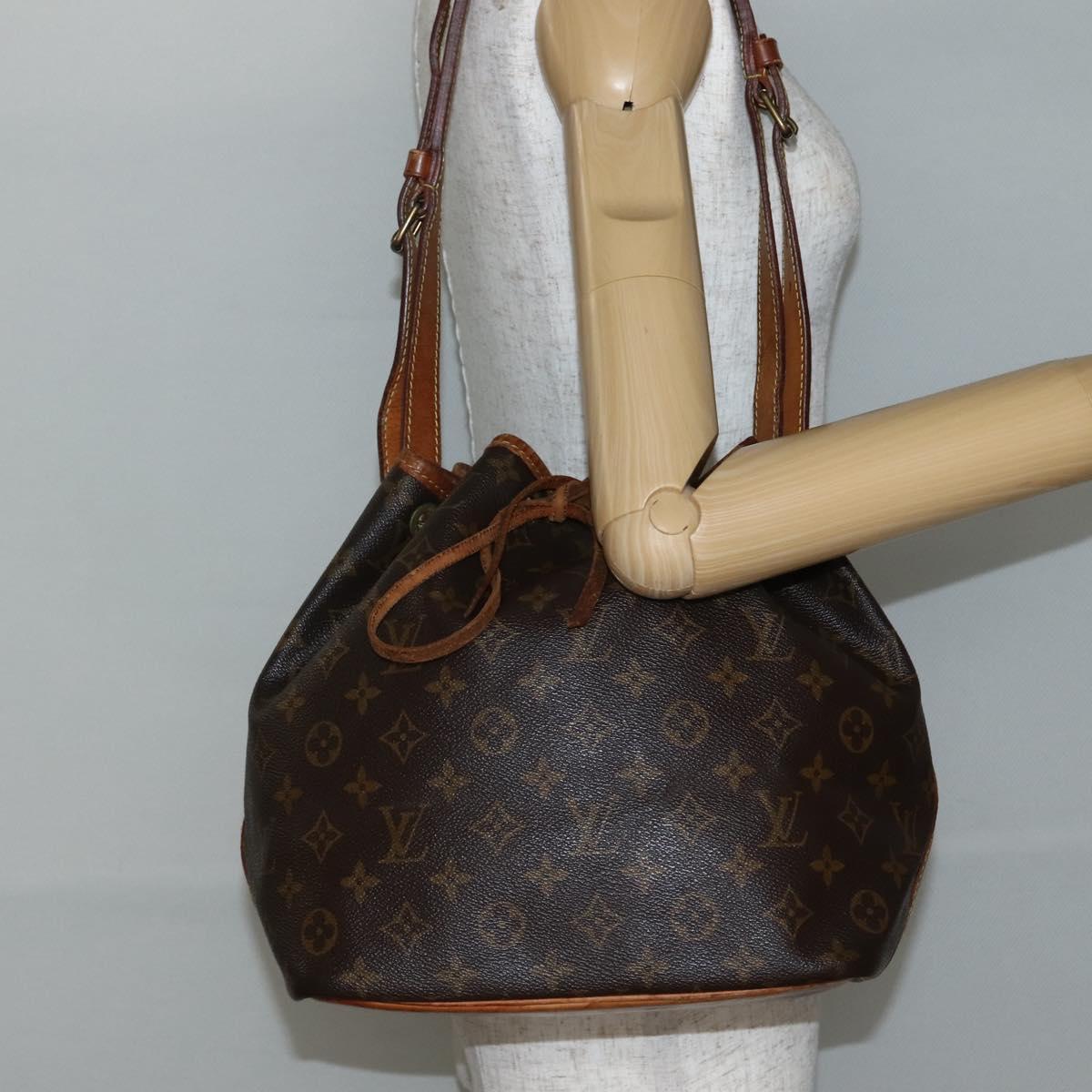 LOUIS VUITTON Monogram Petit Noe Shoulder Bag M42226 LV Auth 142774