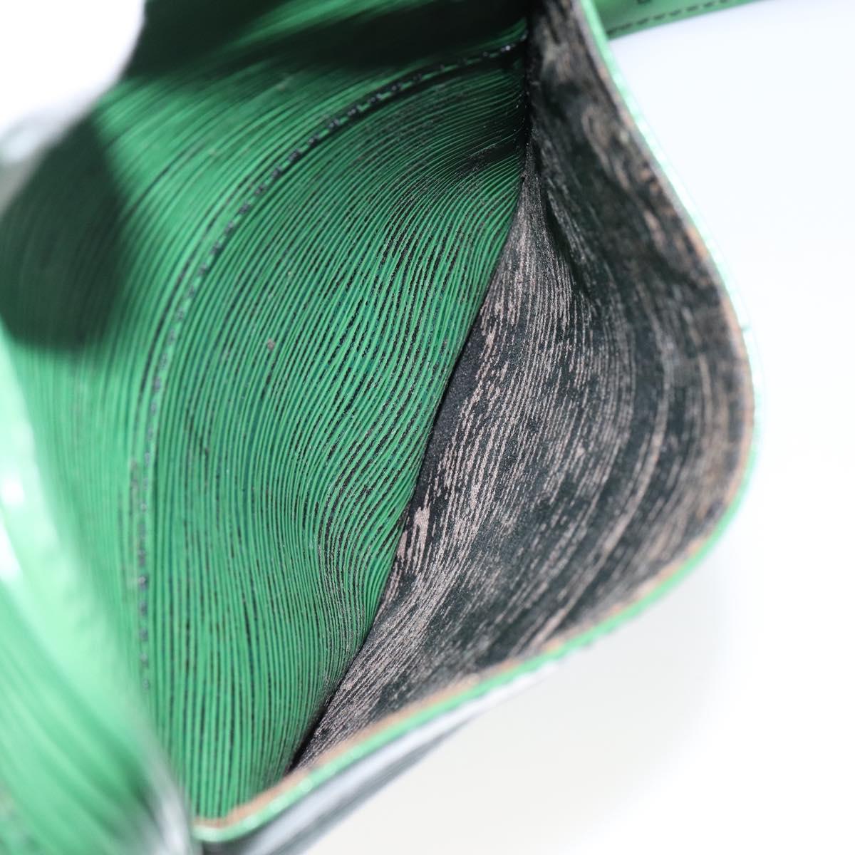 LOUIS VUITTON Epi Danube Shoulder Bag Green M45634 LV Auth 142833