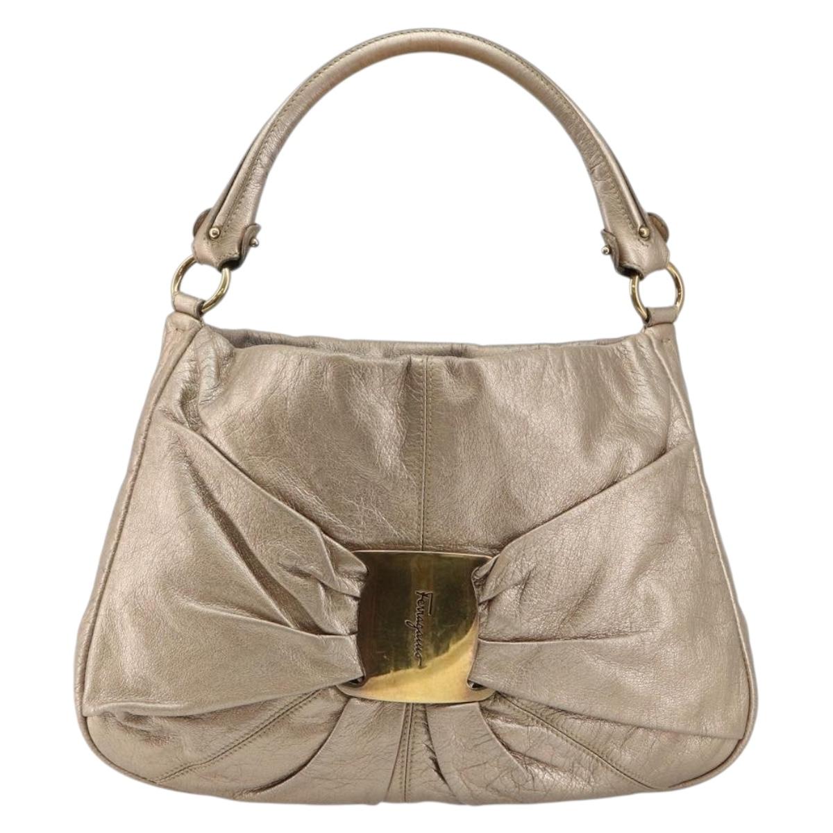 Salvatore Ferragamo Vala Shoulder Bag Leather Beige Gold Auth 142849