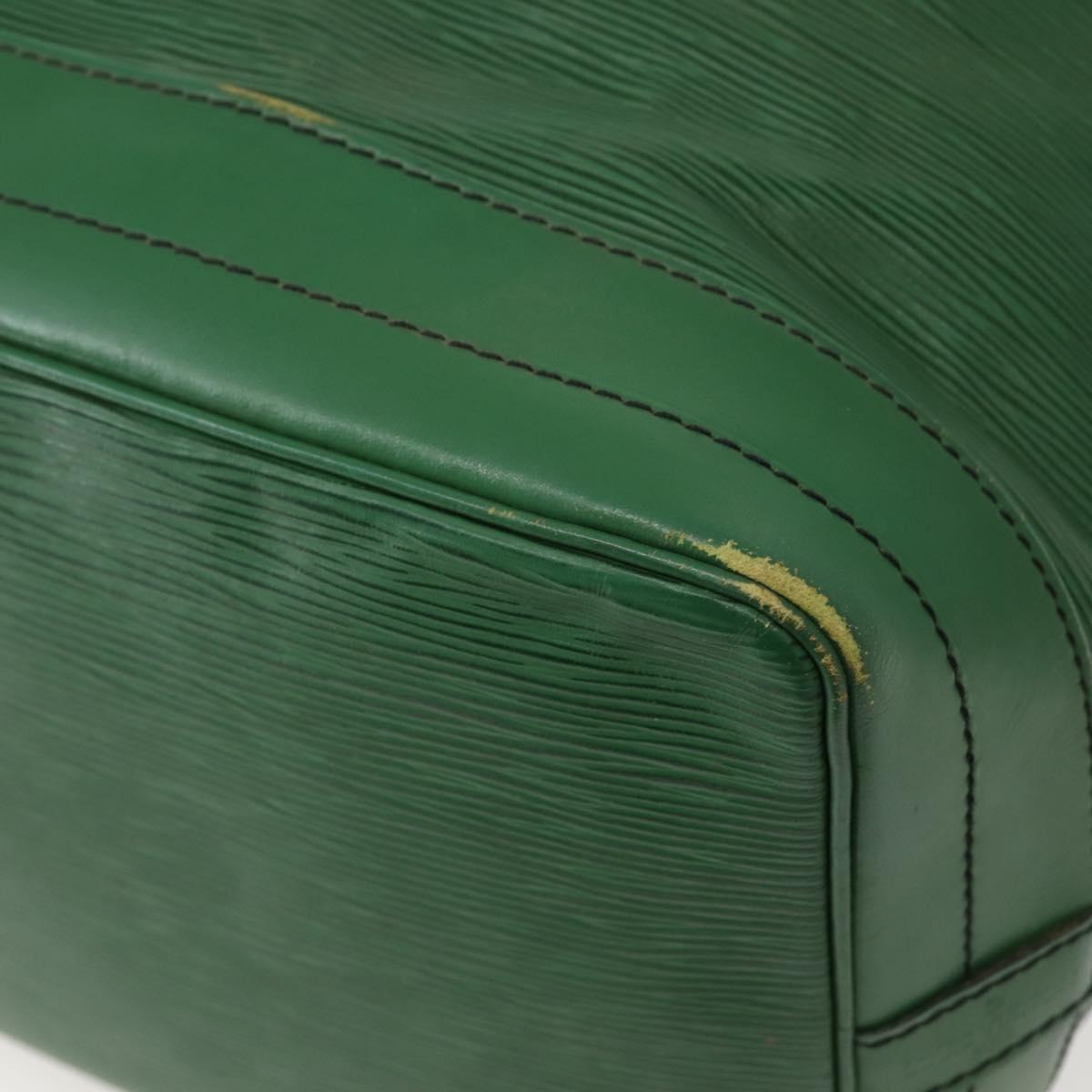 LOUIS VUITTON Epi Noe Shoulder Bag Green M44004 LV Auth 142858