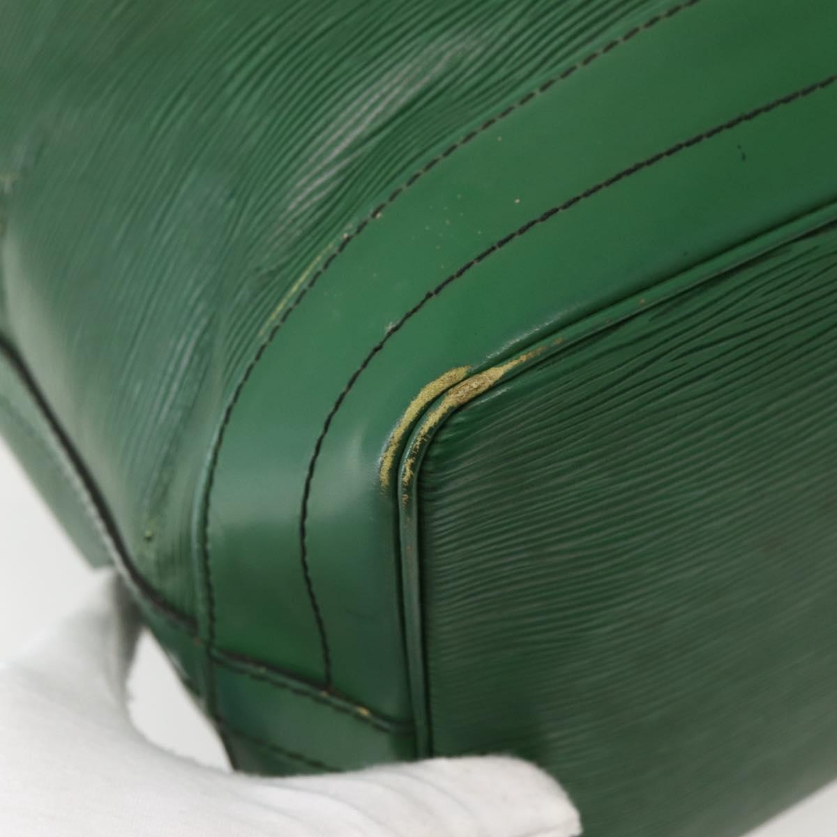 LOUIS VUITTON Epi Noe Shoulder Bag Green M44004 LV Auth 142858