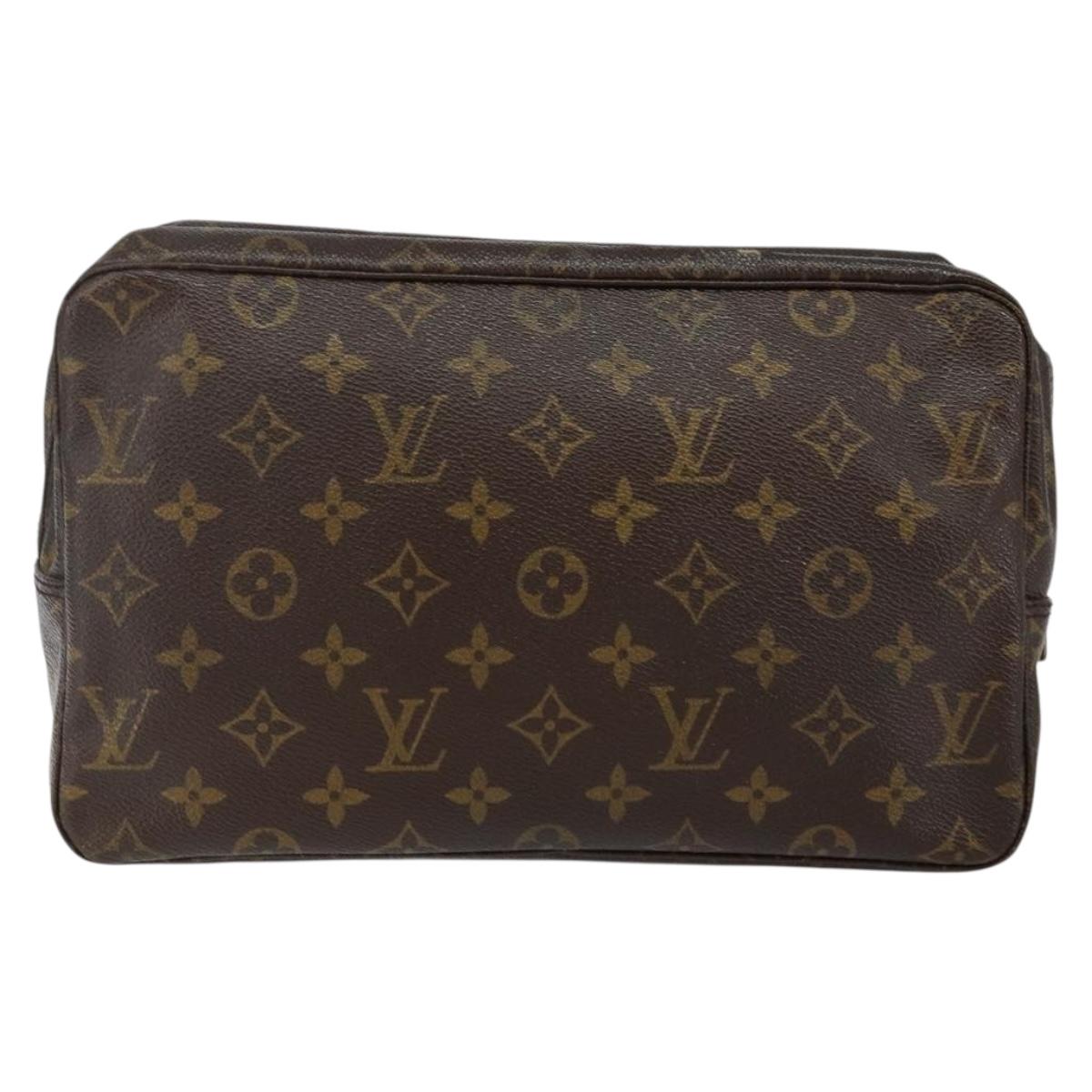 LOUIS VUITTON Monogram Trousse Toilette 28 Clutch Bag M47522 LV Auth 142876