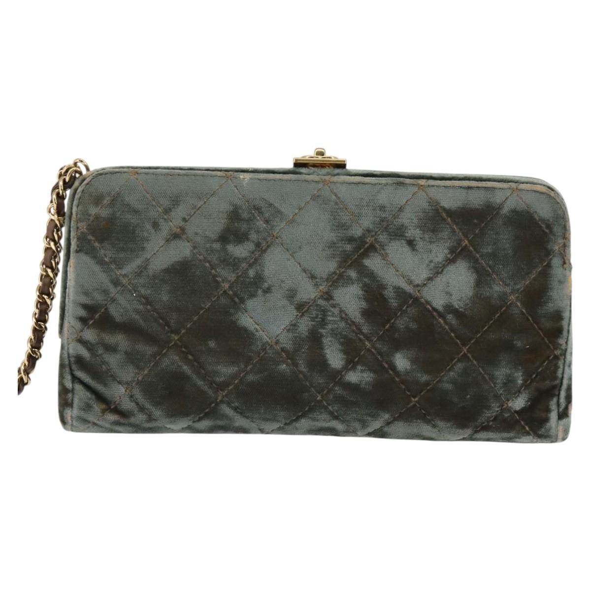 CHANEL Matelasse Clutch Bag Velor Green Gold CC Auth 142939A