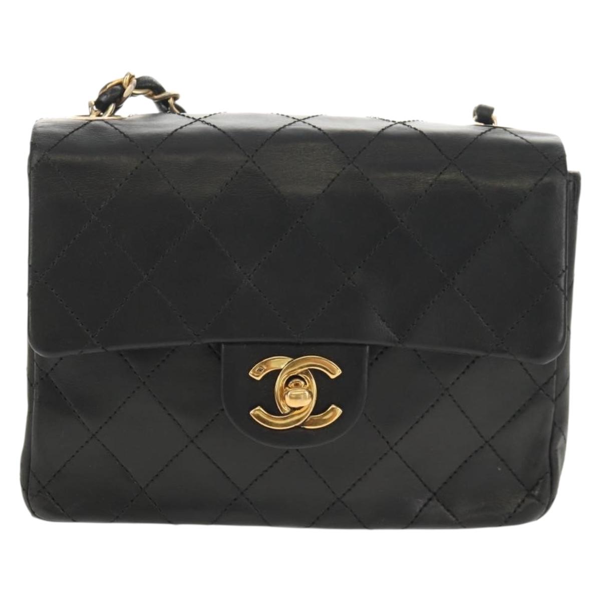 CHANEL Matelasse Chain Shoulder Bag Lamb Skin Black Gold CC Auth 142988V