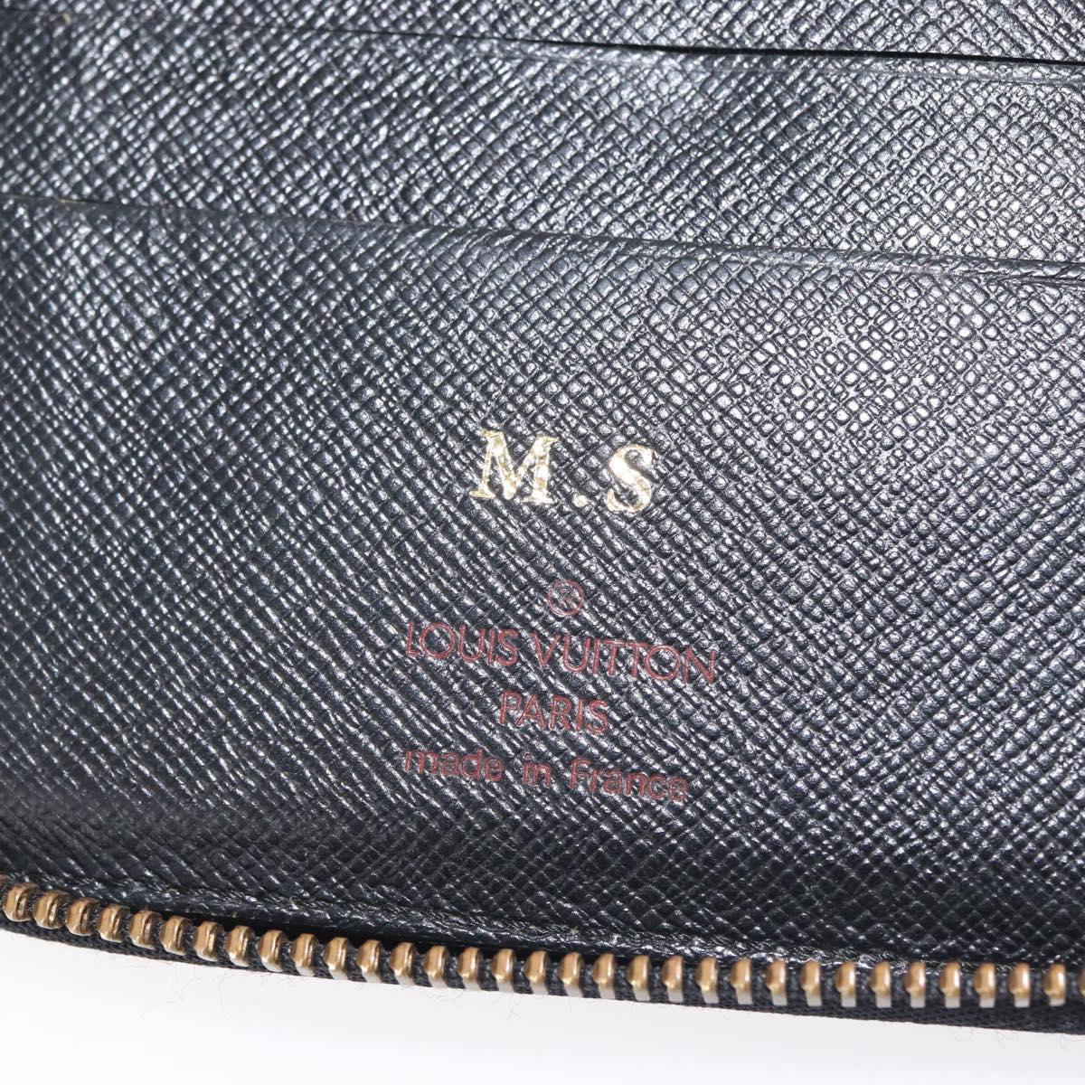 LOUIS VUITTON Epi Poche Escapade Travel Case Black LV Auth 143112