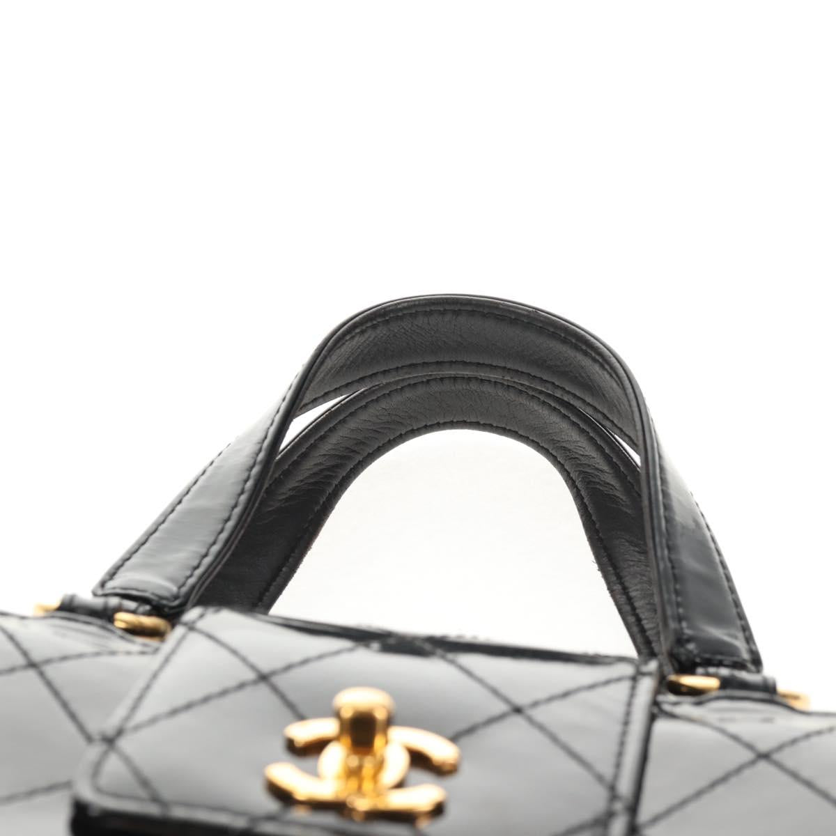 CHANEL Matelasse Hand Bag Patent leather Black Silver CC Auth 143165V