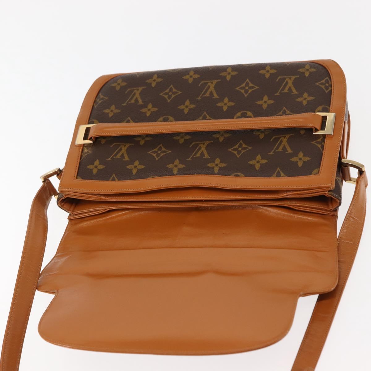 LOUIS VUITTON Monogram Shoulder Bag LV Auth 143459