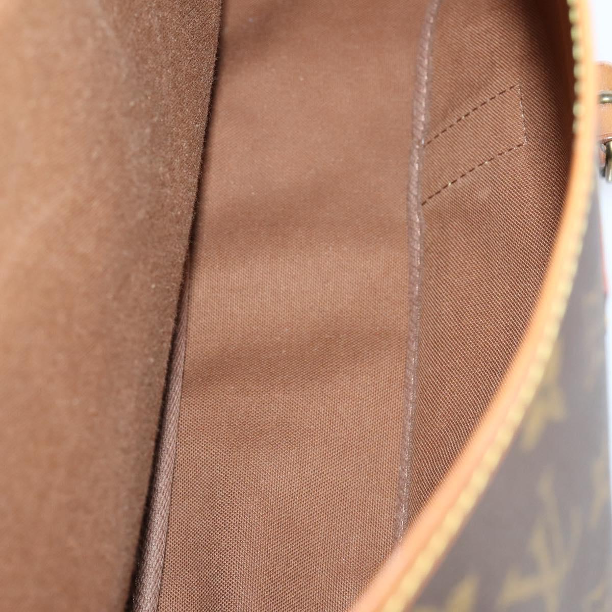 LOUIS VUITTON Monogram Saumur 43 Shoulder Bag M42252 LV Auth 143480