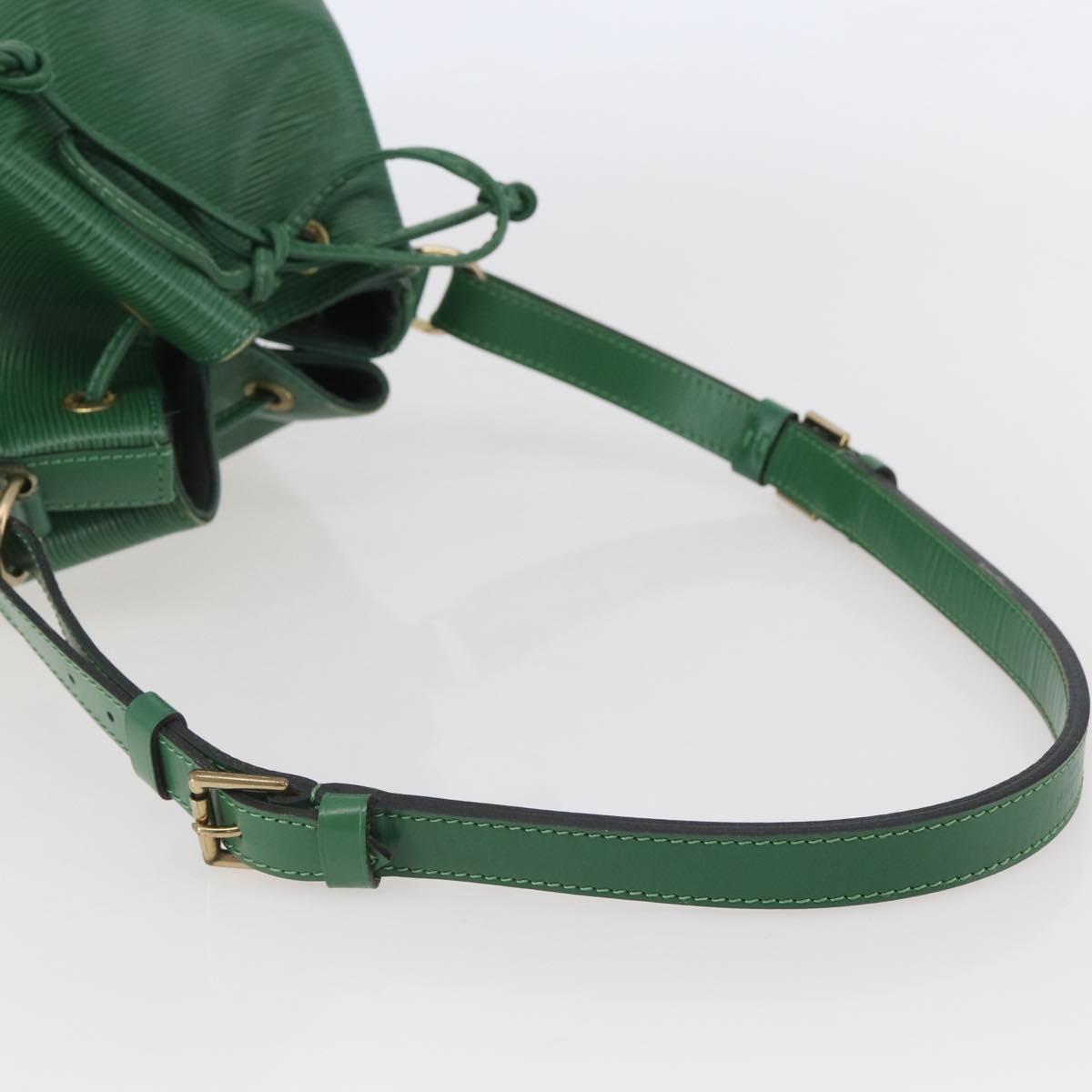 LOUIS VUITTON Epi Petit Noe Shoulder Bag Green M44104 LV Auth 143488