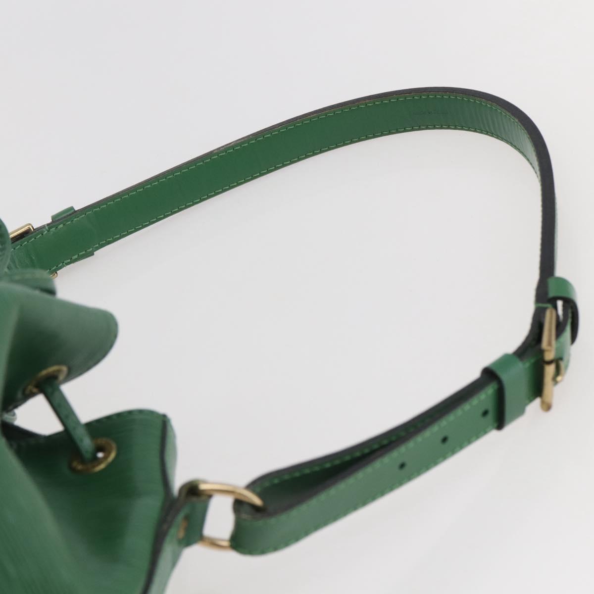 LOUIS VUITTON Epi Petit Noe Shoulder Bag Green M44104 LV Auth 143488