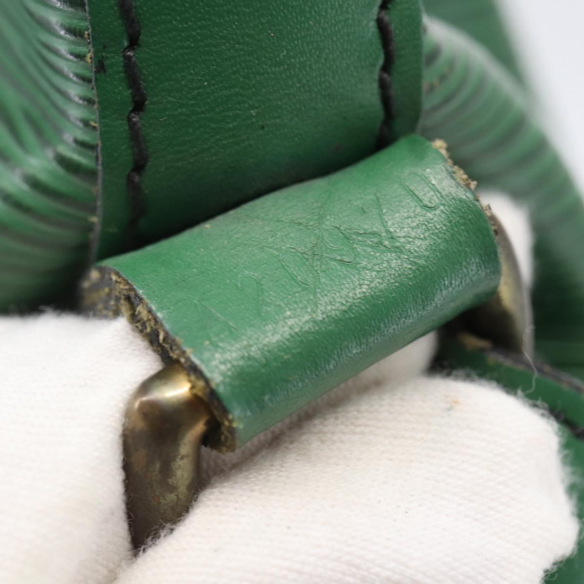LOUIS VUITTON Epi Petit Noe Shoulder Bag Green M44104 LV Auth 143573