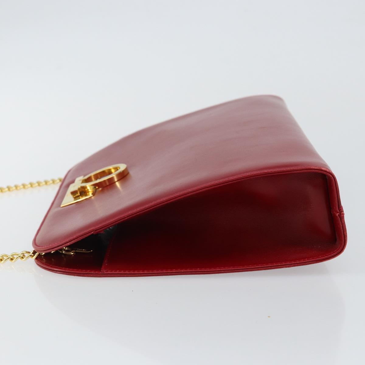 Salvatore Ferragamo Gancini Chain Shoulder Bag Leather Red Gold Auth 143586