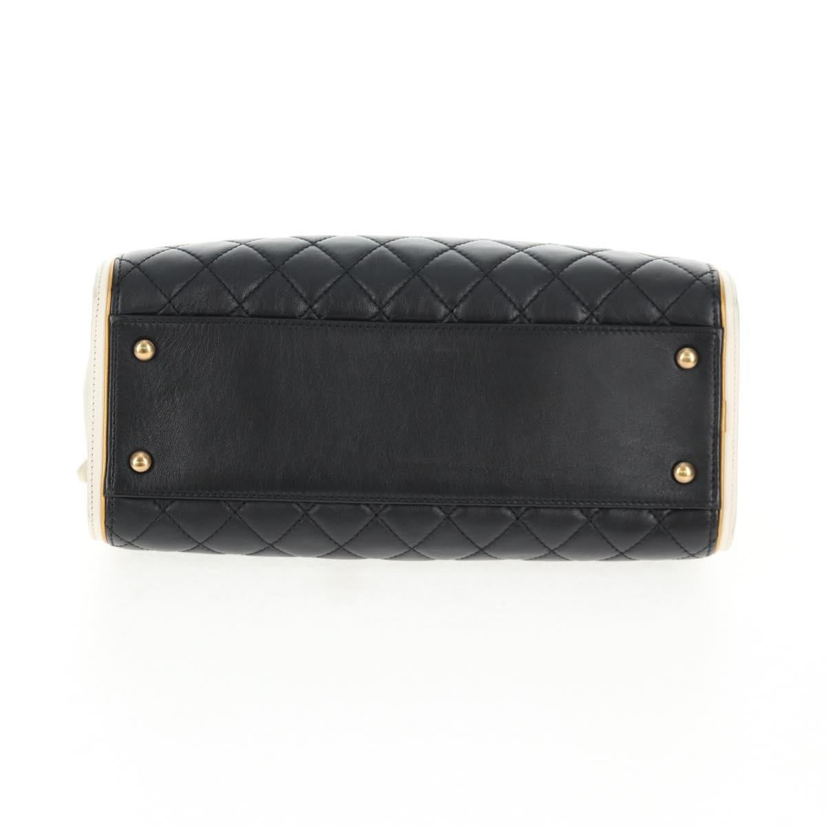 CHANEL Matelasse Chain Shoulder Bag Leather Black CC Auth 143982V