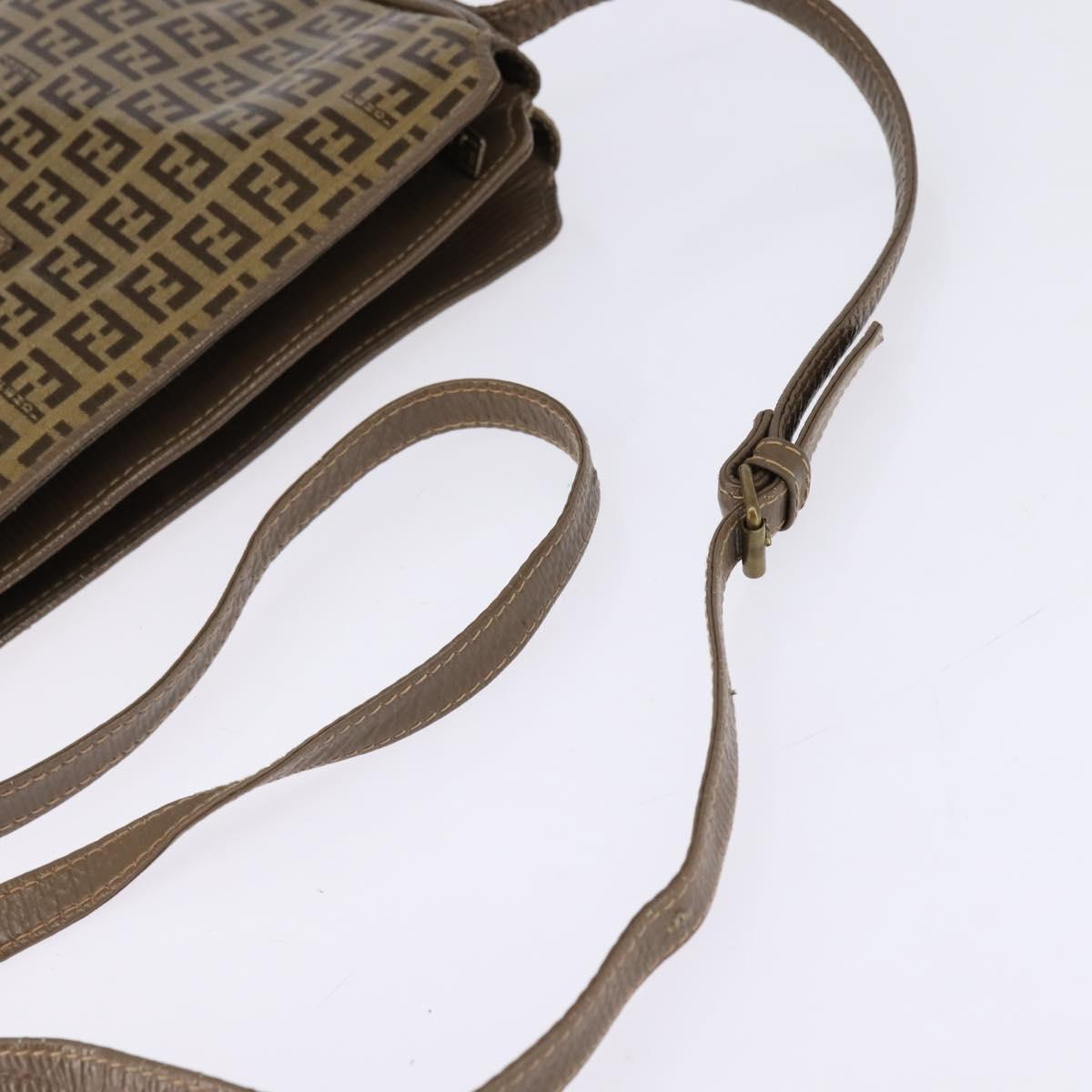 FENDI Zucchino Canvas Shoulder Bag Enamel Beige Auth 144084