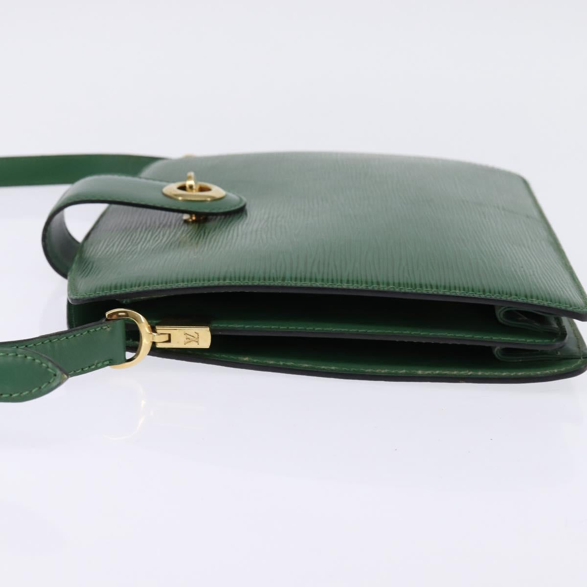 LOUIS VUITTON Epi Capuchin Shoulder Bag Green M52344 LV Auth 144120