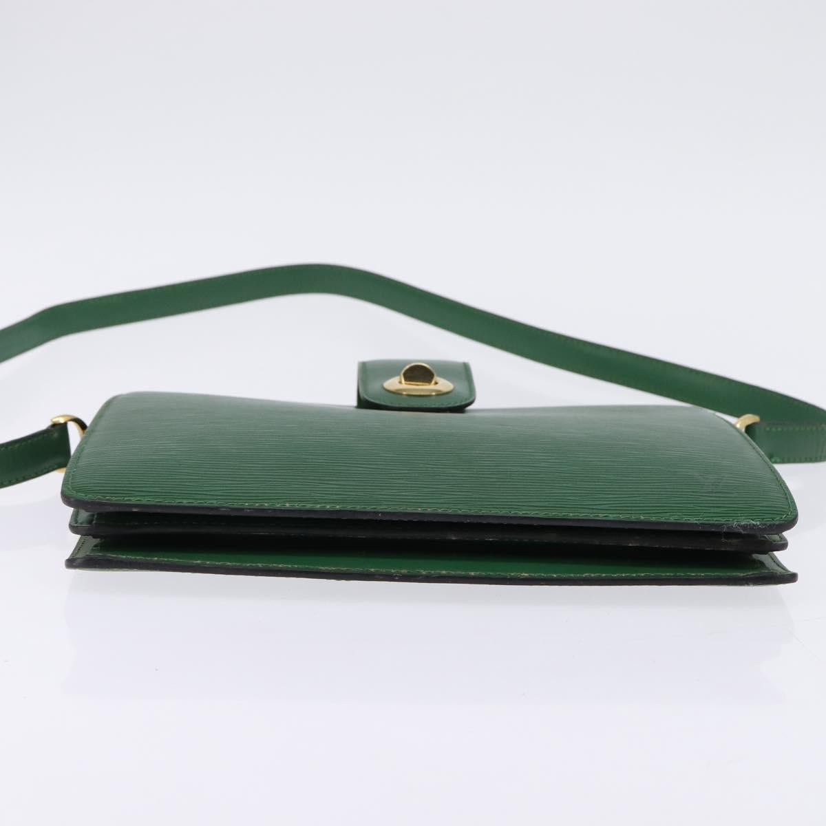 LOUIS VUITTON Epi Capuchin Shoulder Bag Green M52344 LV Auth 144120