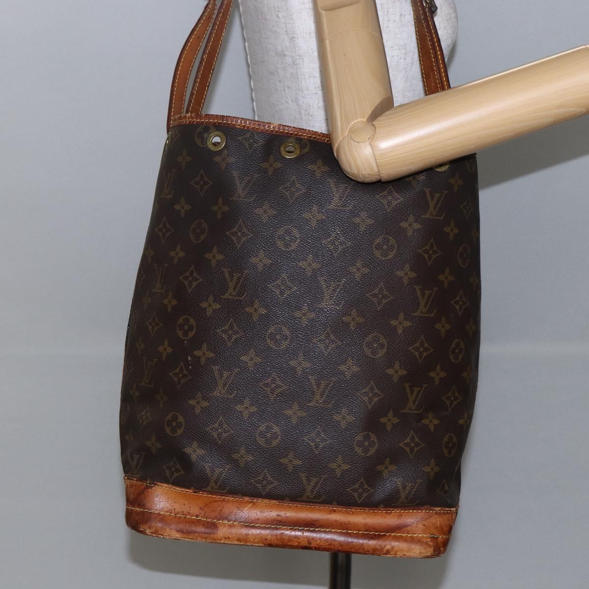 LOUIS VUITTON Monogram Noe Shoulder Bag M42224 LV Auth 144162
