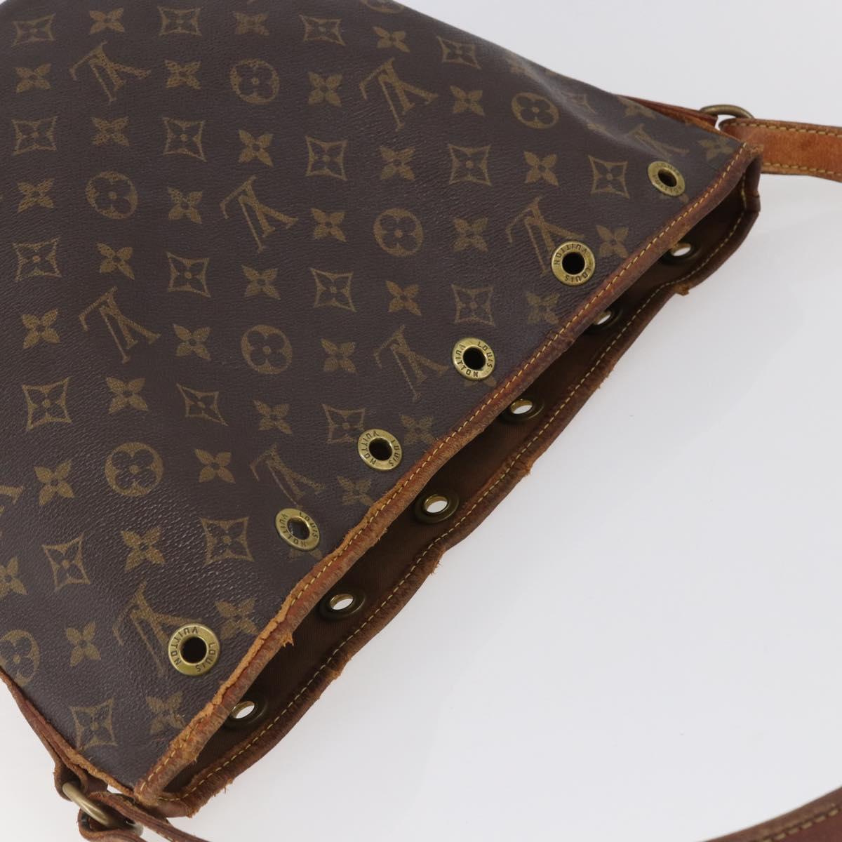 LOUIS VUITTON Monogram Petit Noe Shoulder Bag M42226 LV Auth 144322