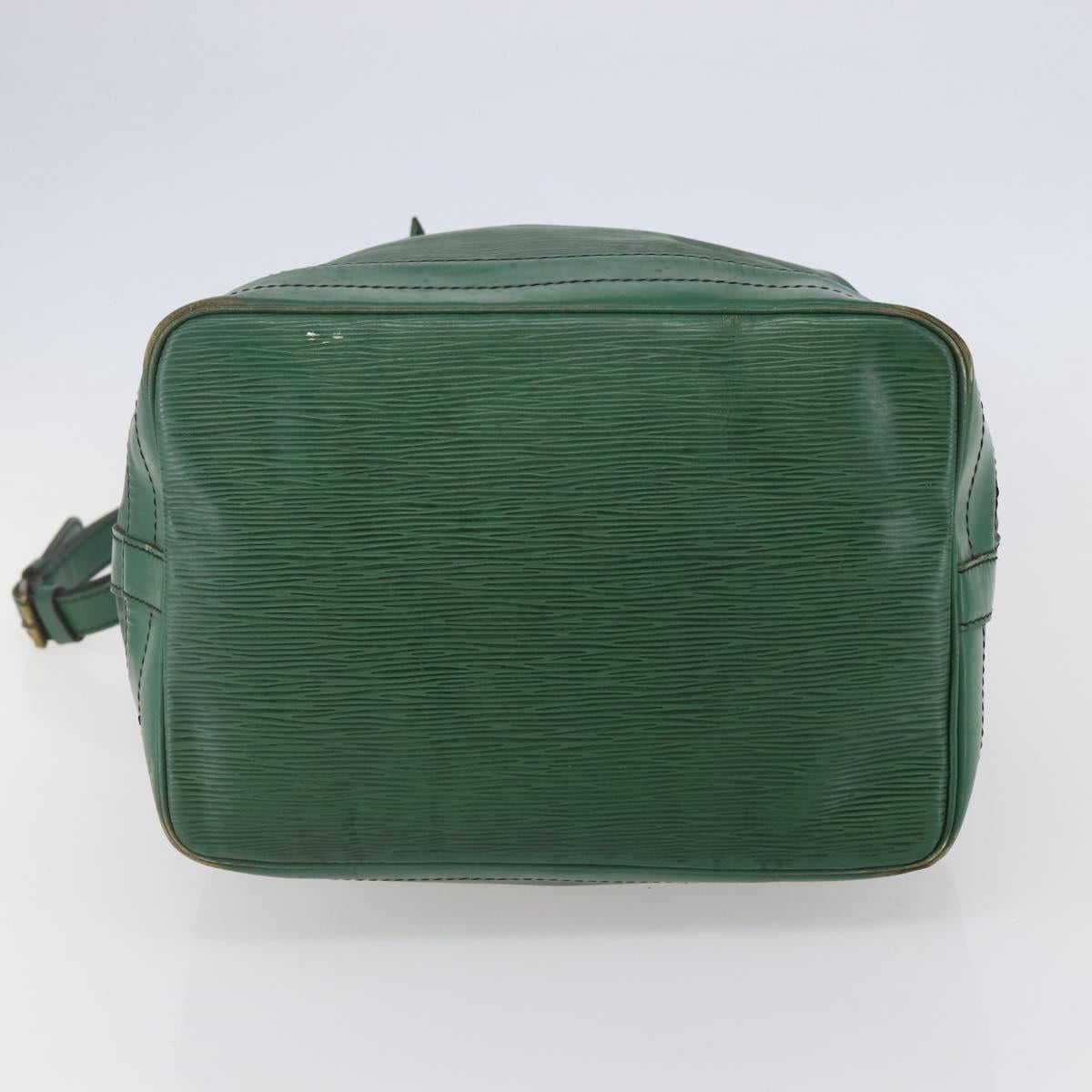 LOUIS VUITTON Epi Noe Shoulder Bag Green M44004 LV Auth 144507