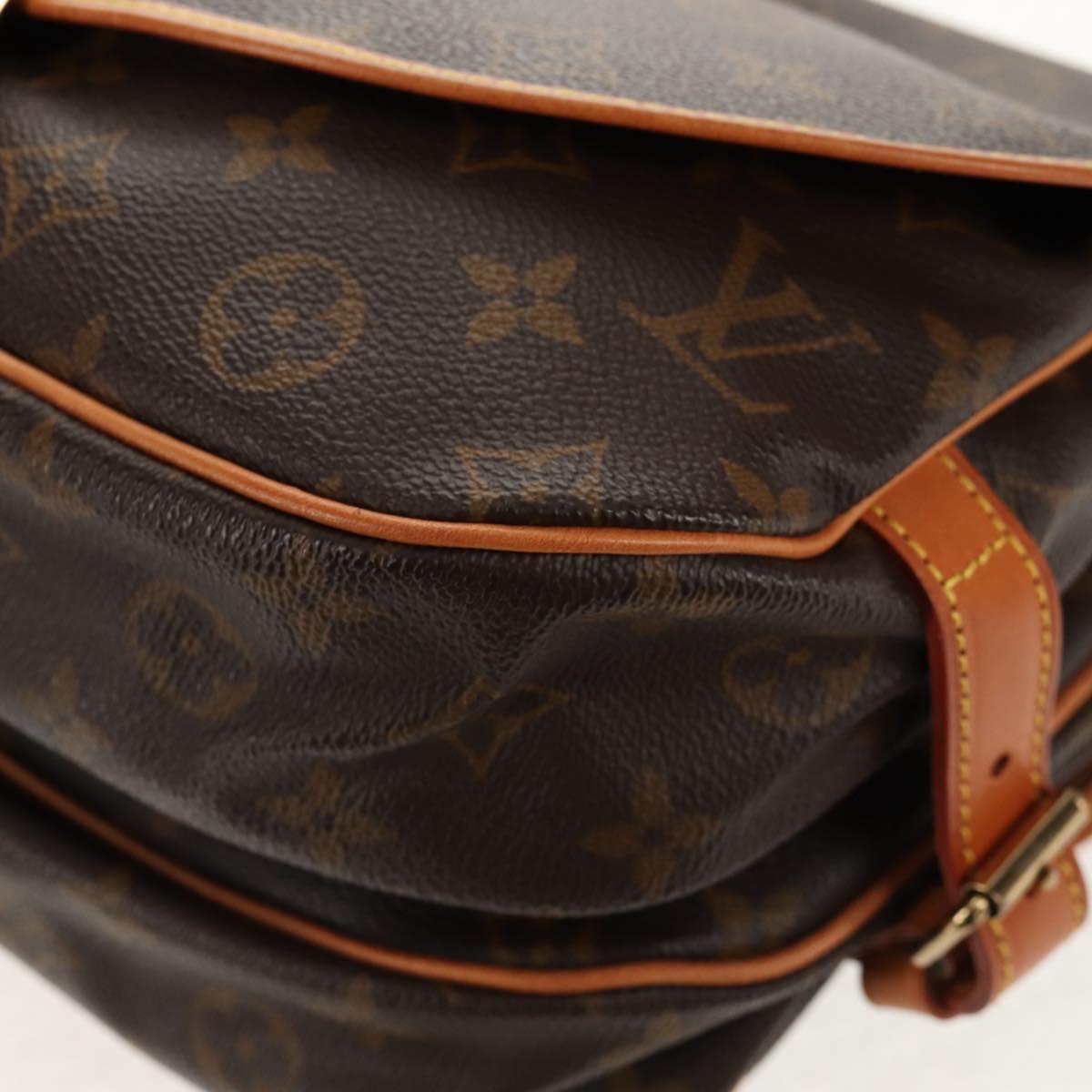 LOUIS VUITTON Monogram Saumur 30 Shoulder Bag M42256 LV Auth 144542A