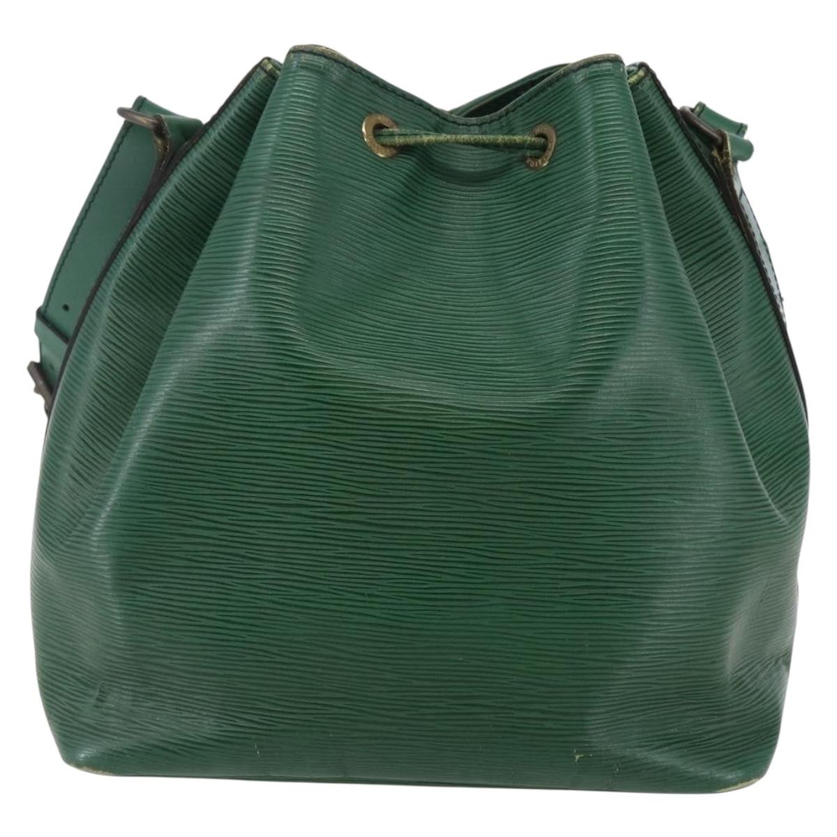 LOUIS VUITTON Epi Petit Noe Shoulder Bag Green M44104 LV Auth 144617