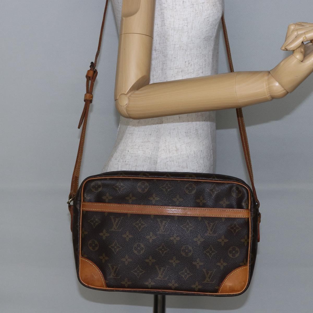 LOUIS VUITTON Monogram Trocadero 30 Shoulder Bag M51272 LV Auth 144658