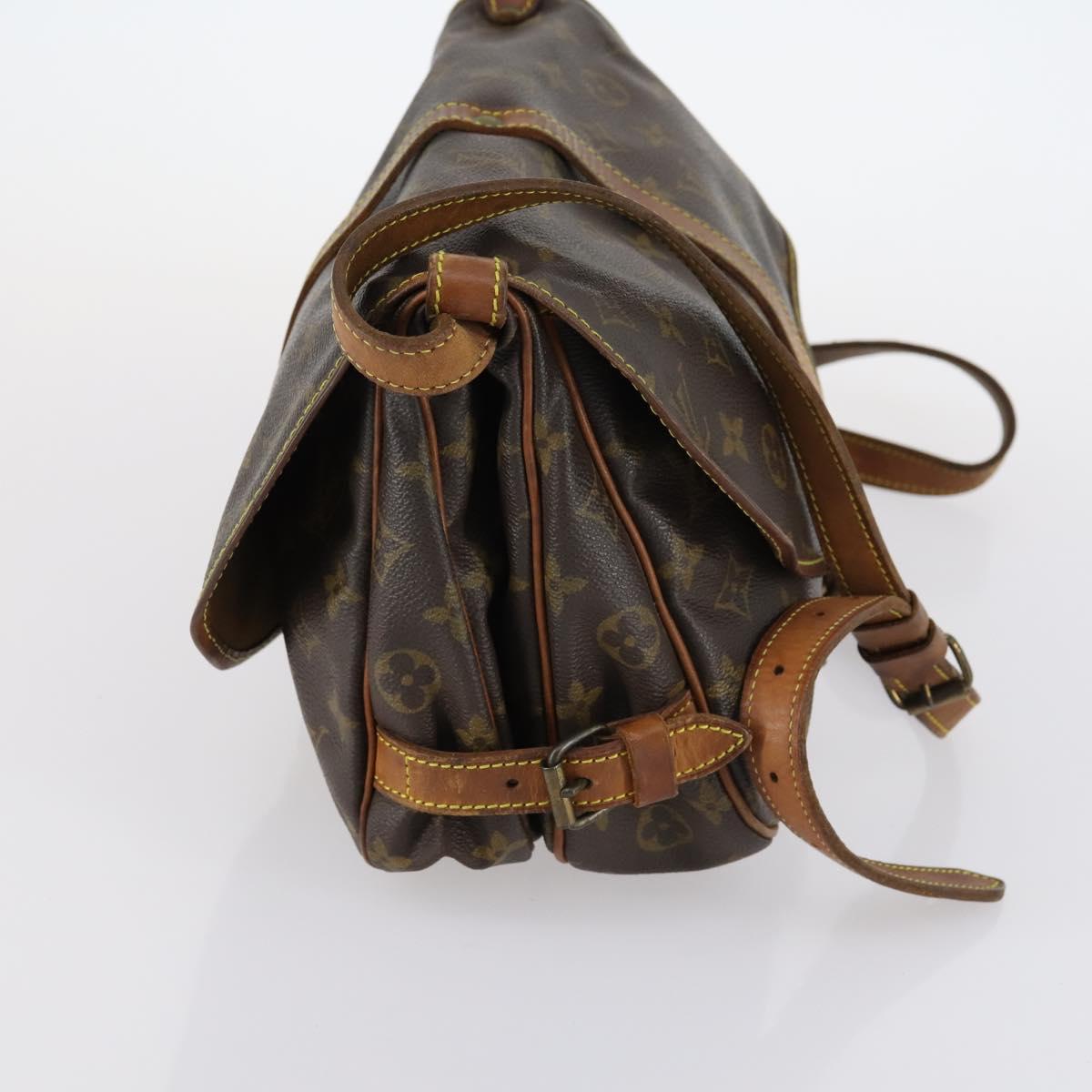 LOUIS VUITTON Monogram Saumur 30 Shoulder Bag M42256 LV Auth 144669
